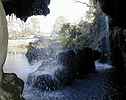 Sous la Grande Cascade